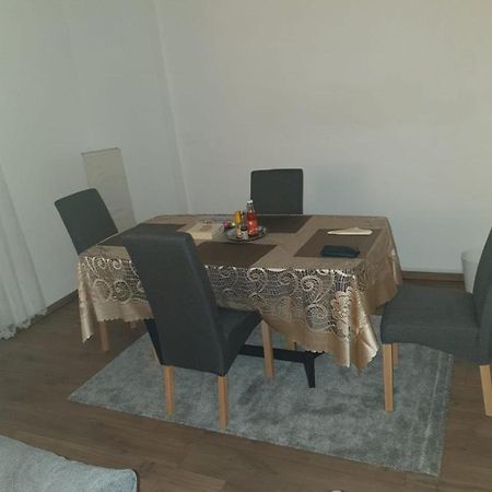 Love Appartement Partage Avec Le Proprietaire Saint-Louis  Exterior photo
