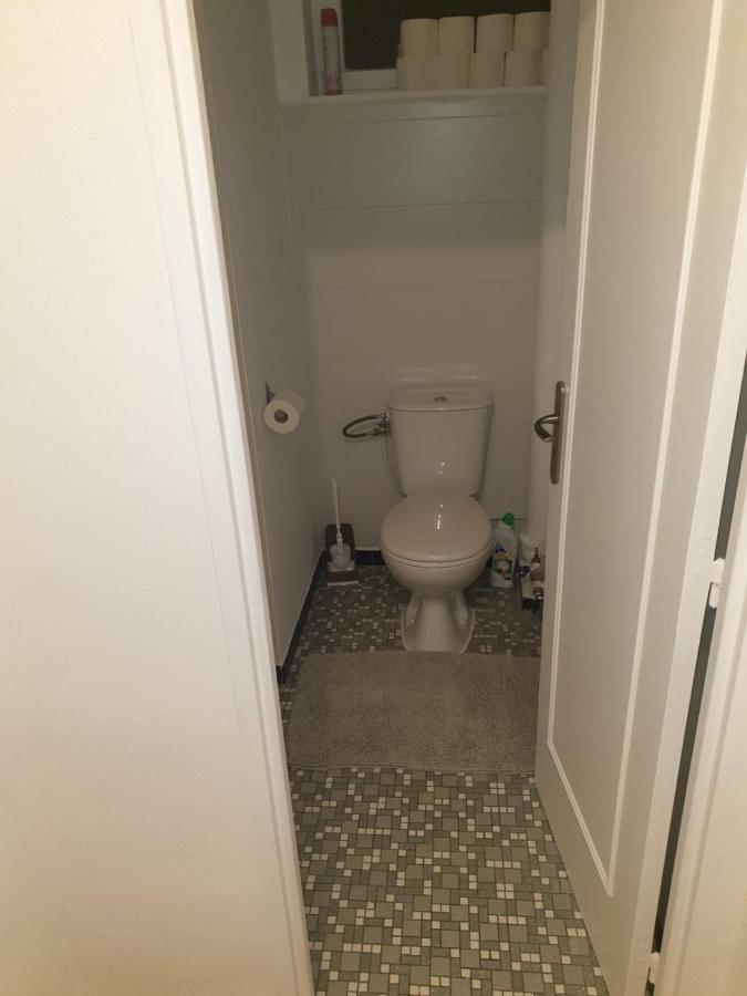 Love Appartement Partage Avec Le Proprietaire Saint-Louis  Exterior photo